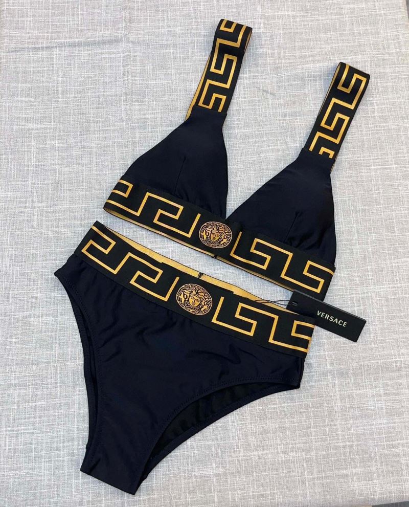 VERSACE